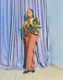 Artistic embroidered two-piece top set 7B